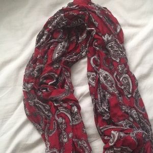 Loft Scarf